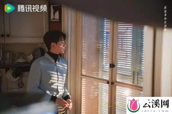 王炸来袭!刘亦菲霍建华《玫瑰的故事》