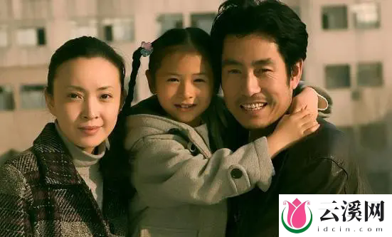 《看不见影子的少年》燕子的照片是谁拍的